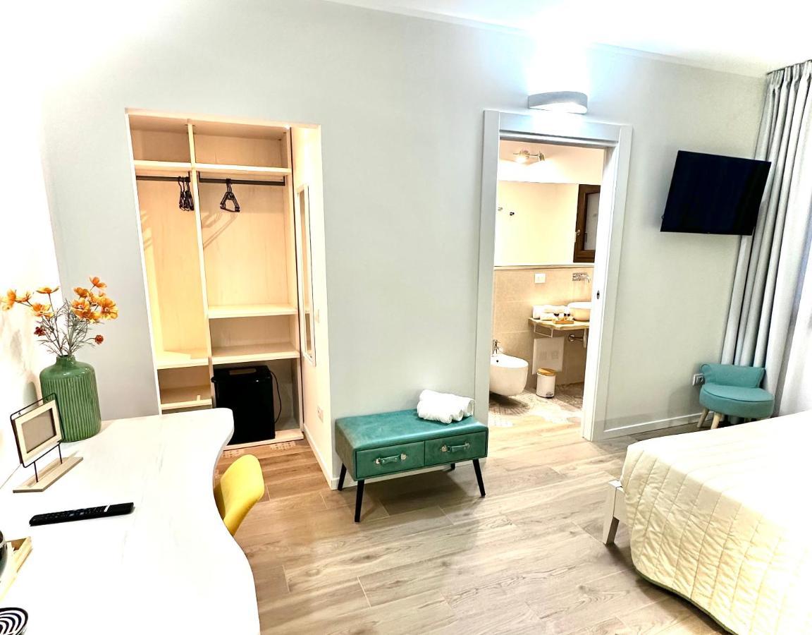 Karasole Hotell San Teodoro  Eksteriør bilde