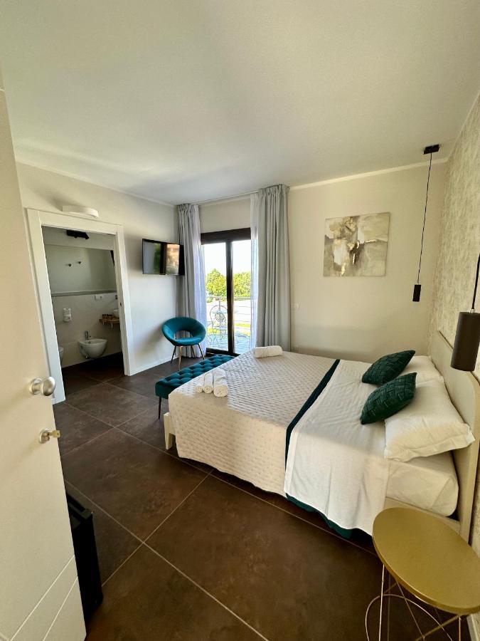 Karasole Hotell San Teodoro  Eksteriør bilde